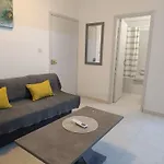 Daire Sea-side Centre