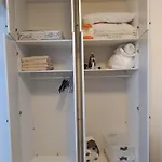 Sea-side Centre Daire Larnaca